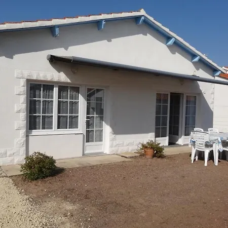 Holiday home Maisonnette Calme Proche Peche Avec Jardin Et Wifi - Fr-1-476-2 *